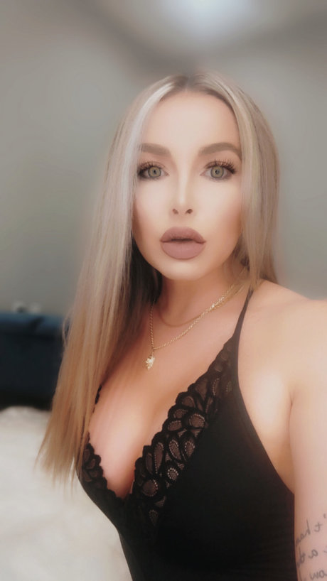 Foto di nudo di fuga di OnlyFans di Olivialovevip