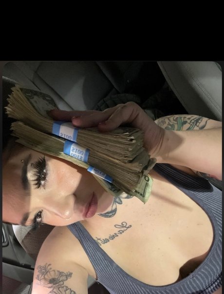 Foto di nudo di fuga di OnlyFans di Liv 