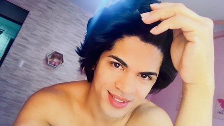 Foto di nudo di fuga di OnlyFans di Marcos Oliver