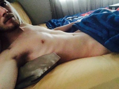 Foto di nudo di fuga di OnlyFans di Liam