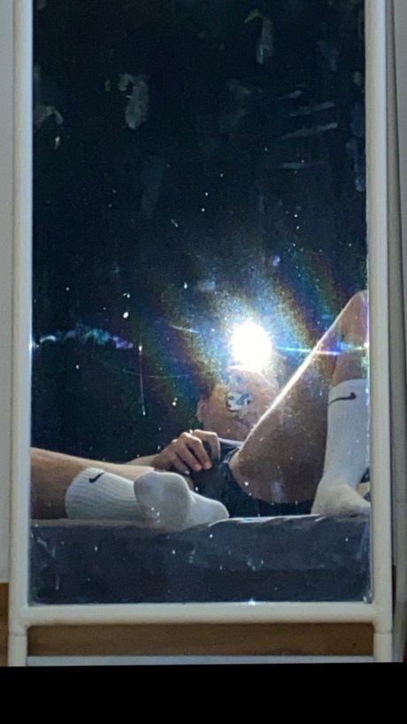 Foto di nudo di fuga di OnlyFans di Boi