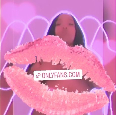 Foto di nudo di fuga di OnlyFans di Oh Fluffnstufff