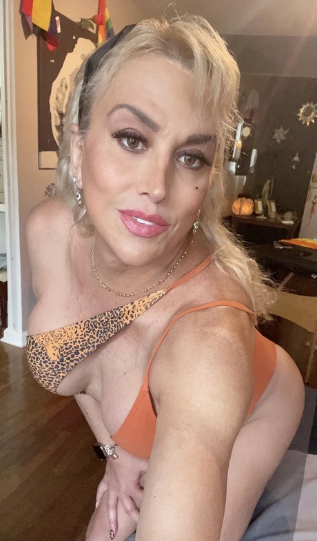 Foto di nudo di fuga di OnlyFans di Obsession