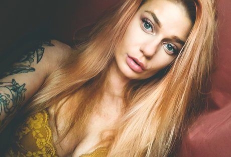 Foto di nudo di fuga di OnlyFans di Nunnu