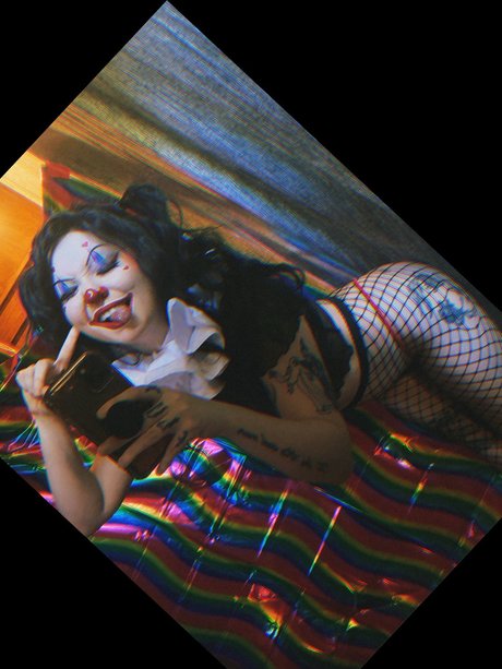 Foto di nudo di fuga di OnlyFans di Nova Malle