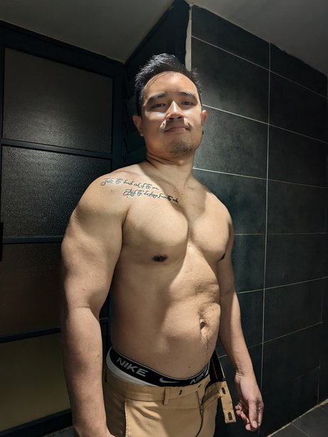 Foto di nudo di fuga di OnlyFans di Naddy