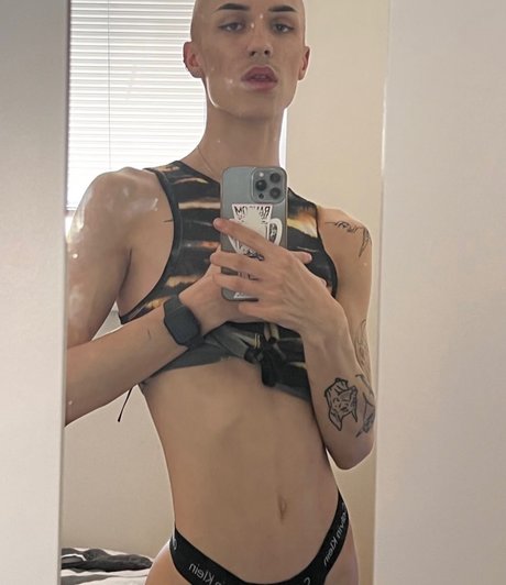 Foto di nudo di fuga di OnlyFans di Andy