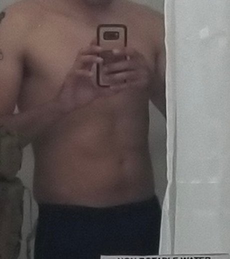 Foto di nudo di fuga di OnlyFans di Noone287