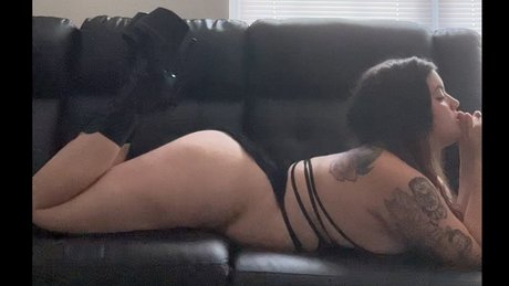 Foto di nudo di fuga di OnlyFans di Nix