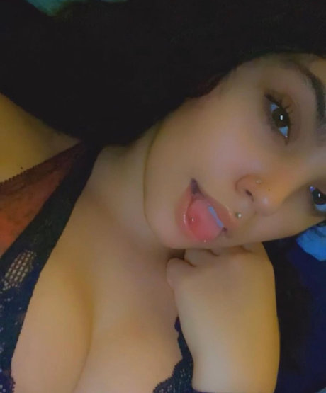 Foto di nudo di fuga di OnlyFans di Gracie 