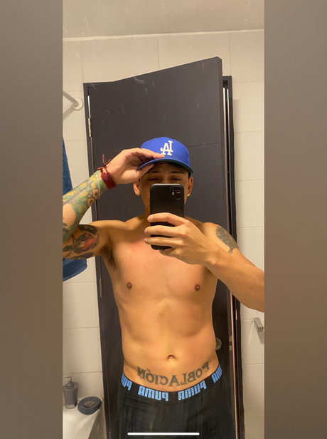 Foto di nudo di fuga di OnlyFans di Matias Andres