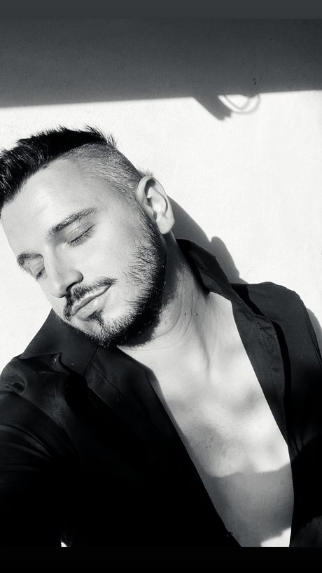 Foto di nudo di fuga di OnlyFans di Petar Angelov Angelov