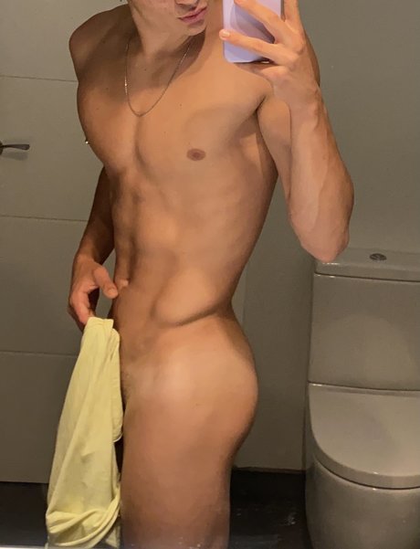 Foto di nudo di fuga di OnlyFans di Pedro Del Hierro