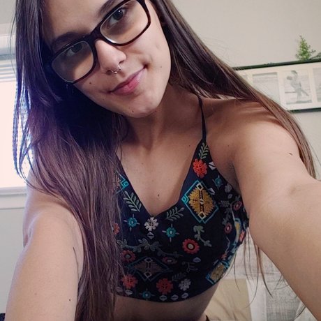 Foto di nudo di fuga di OnlyFans di Alana