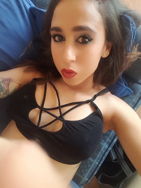 Foto di nudo di fuga di OnlyFans di Peachyjade