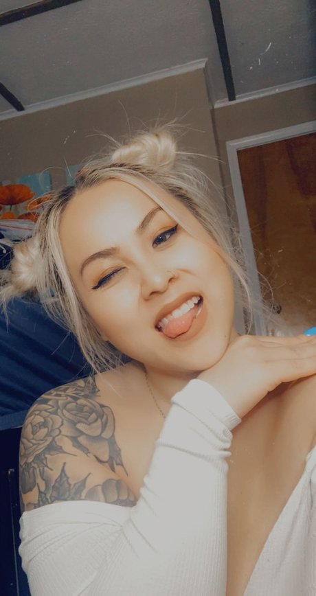 Foto di nudo di fuga di OnlyFans di Paulina Vee
