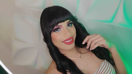 Foto di nudo di fuga di OnlyFans di Cleo Patra