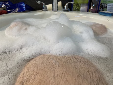 Foto di nudo di fuga di OnlyFans di Bubblemikey