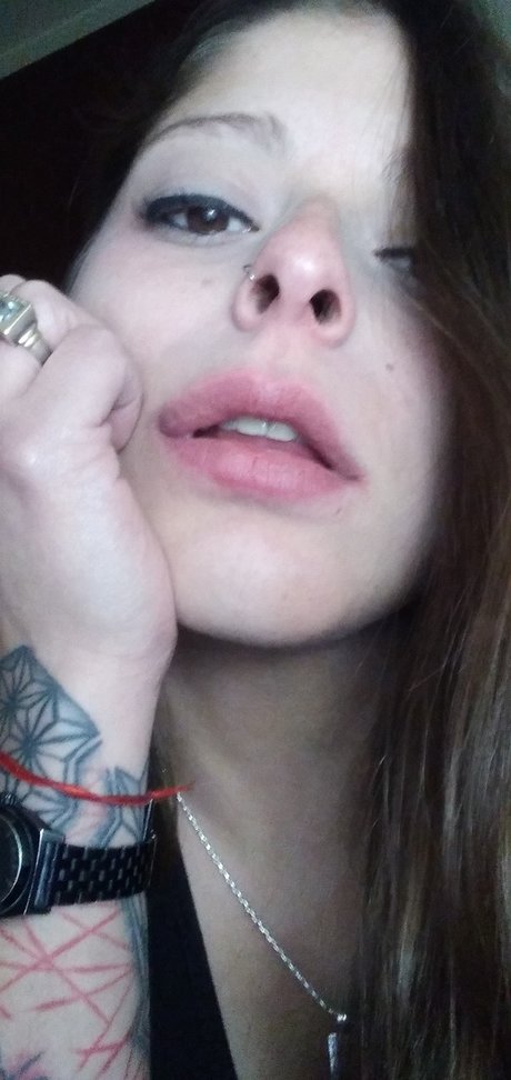 Foto di nudo di fuga di OnlyFans di Angela 