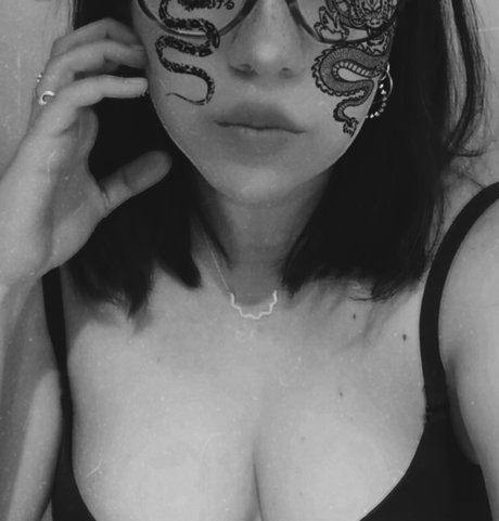 Foto di nudo di fuga di OnlyFans di P
