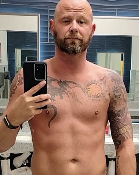 Foto di nudo di fuga di OnlyFans di Oz