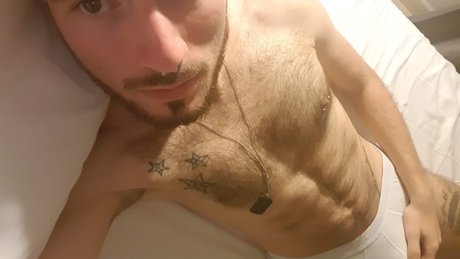 Foto di nudo di fuga di OnlyFans di Oviaska