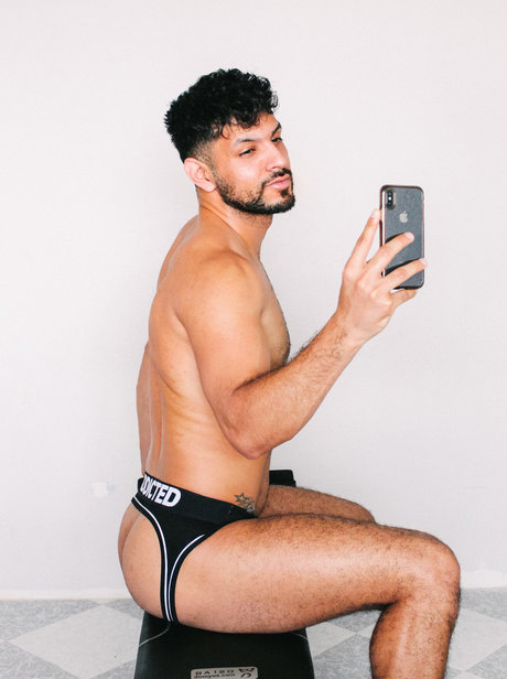 Foto di nudo di fuga di OnlyFans di Oskargmfree