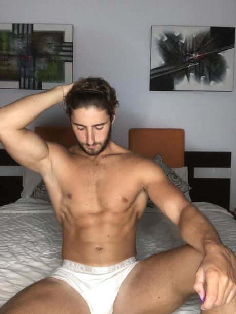 Foto di nudo di fuga di OnlyFans di George Harris