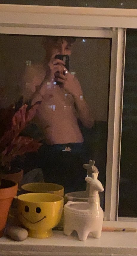 Foto di nudo di fuga di OnlyFans di Onatsan