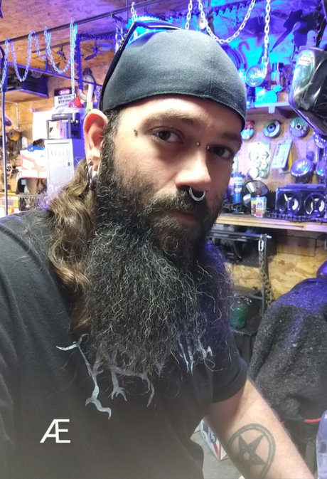 Foto di nudo di fuga di OnlyFans di Sasquatch