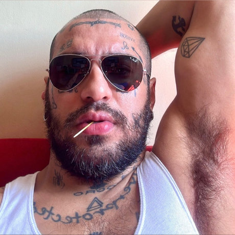 Foto di nudo di fuga di OnlyFans di Marcos Magalhes