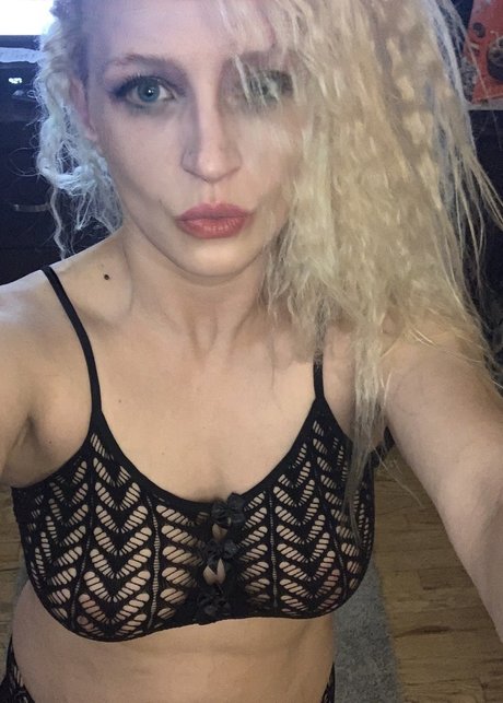 Foto di nudo di fuga di OnlyFans di Diamond