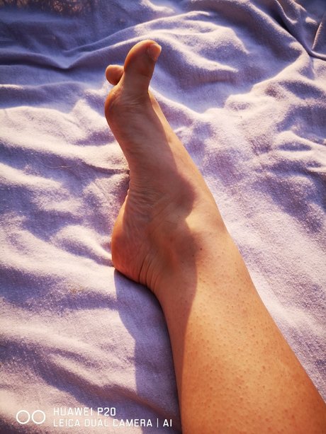 Foto di nudo di fuga di OnlyFans di Prettyfeet