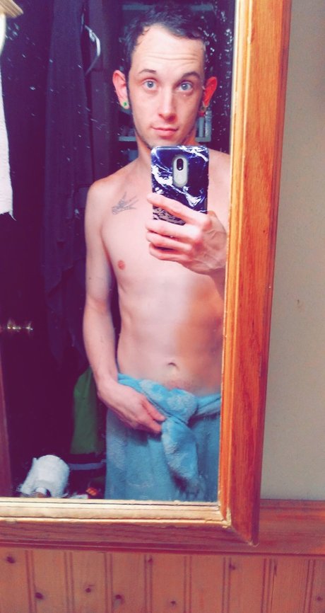 Foto di nudo di fuga di OnlyFans di Preston Graham