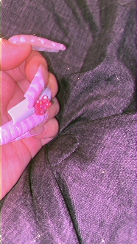 Foto di nudo di fuga di OnlyFans di Essence