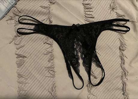 Foto di nudo di fuga di OnlyFans di Aphrodite