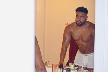 Foto di nudo di fuga di OnlyFans di Pharaoh Papi