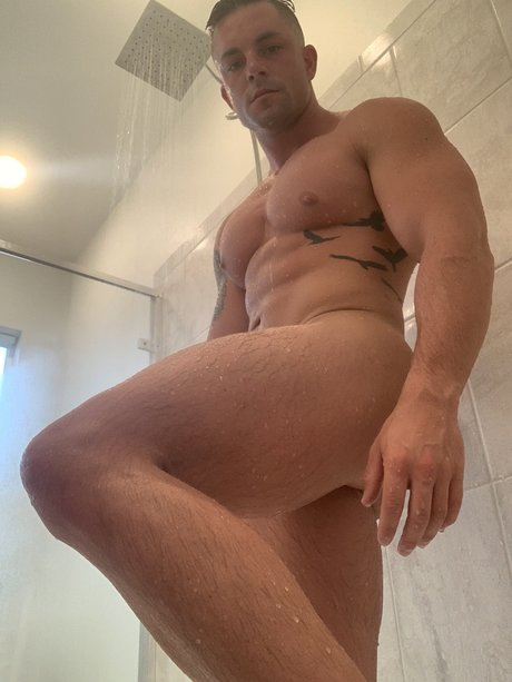Foto di nudo di fuga di OnlyFans di Him And His