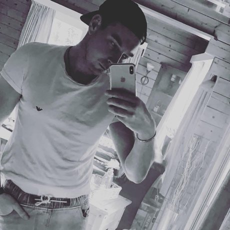 Foto di nudo di fuga di OnlyFans di Playahitty