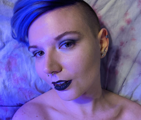 Foto di nudo di fuga di OnlyFans di Pixie Rebelle
