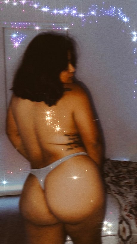Foto di nudo di fuga di OnlyFans di Rose