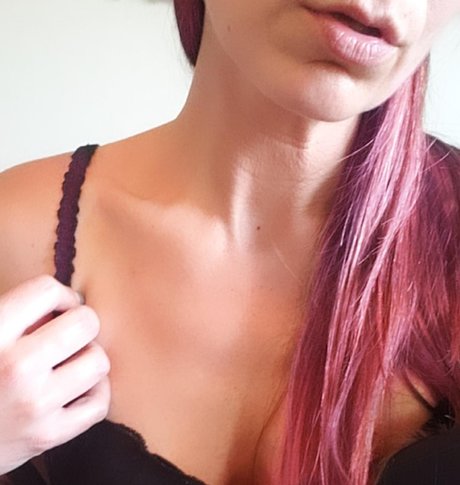 Foto di nudo di fuga di OnlyFans di Mel