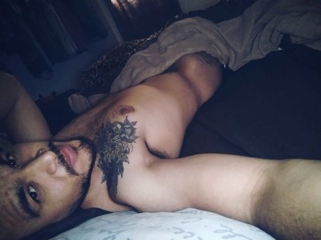 Foto di nudo di fuga di OnlyFans di Pichizfb