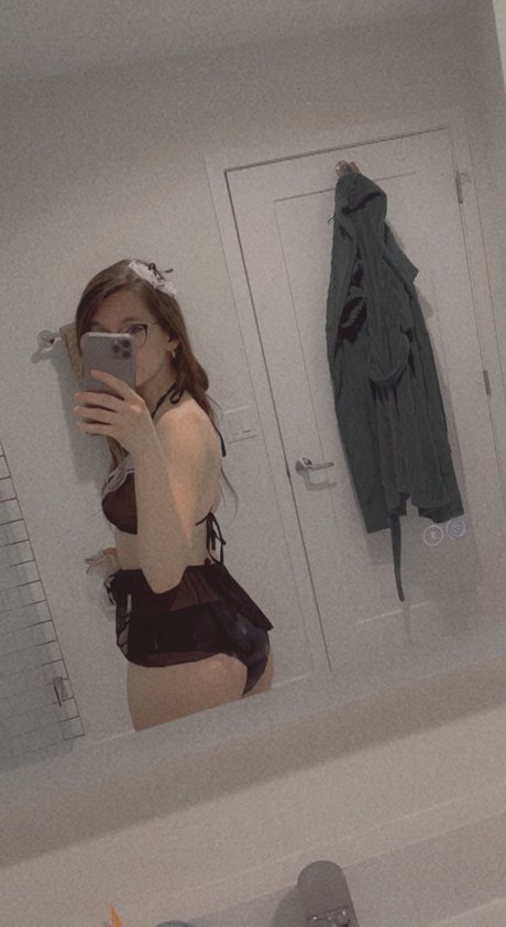 Foto di nudo di fuga di OnlyFans di Pika
