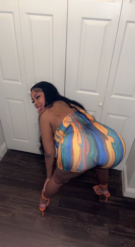 Foto di nudo di fuga di OnlyFans di Racquel Brazil