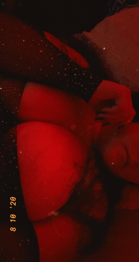 Foto di nudo di fuga di OnlyFans di 