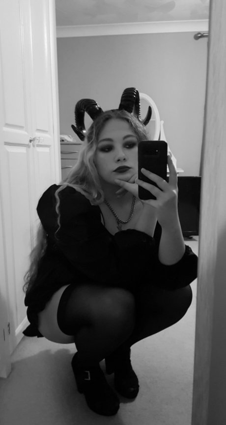 Foto di nudo di fuga di OnlyFans di Hayden Calypso Free