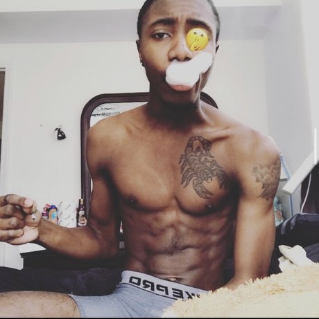 Foto di nudo di fuga di OnlyFans di Shawn