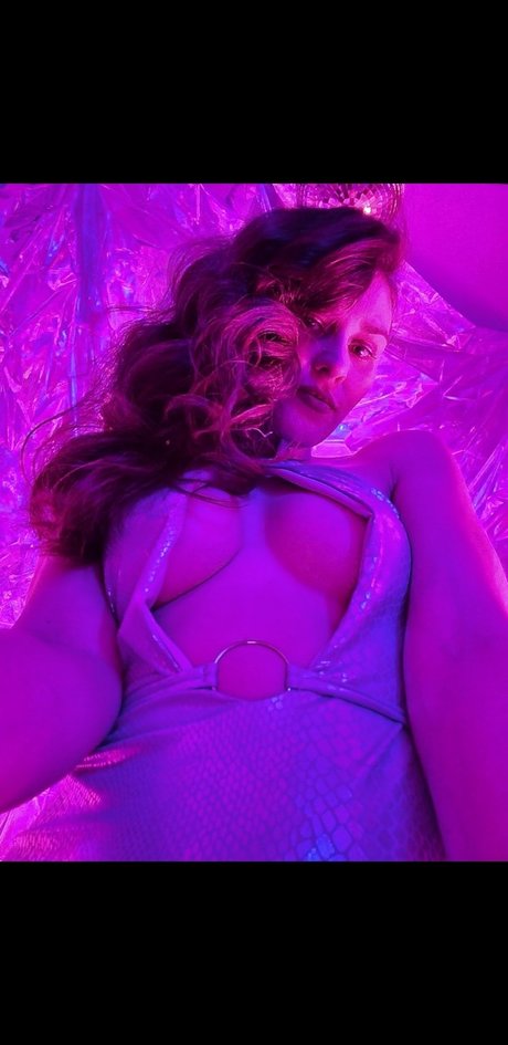 Foto di nudo di fuga di OnlyFans di Pussybossqueen