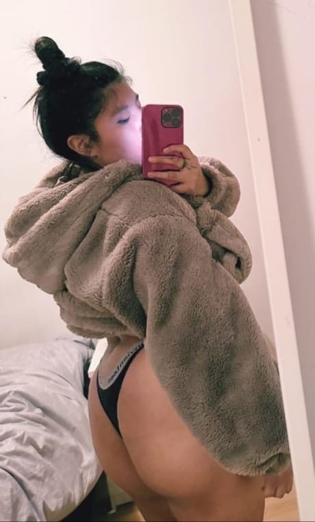 Foto di nudo di fuga di OnlyFans di Silvia Jhovana